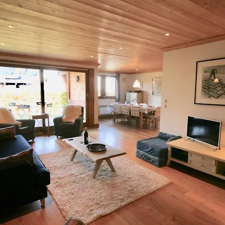 Le Jardin D'arnica Apartment